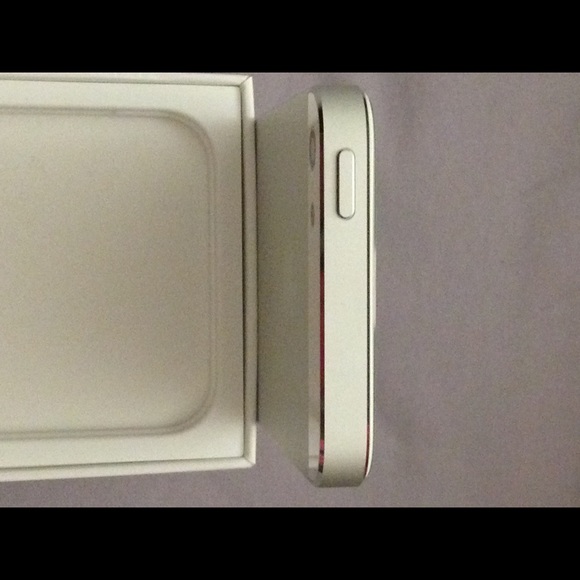 Used Apple iPhone 5 16GB Sprint (White/Silver) - Picture 3 of 3